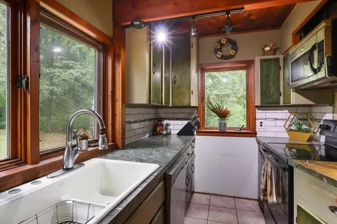 5038 Morris Thomas Road Hermantown MN 55811