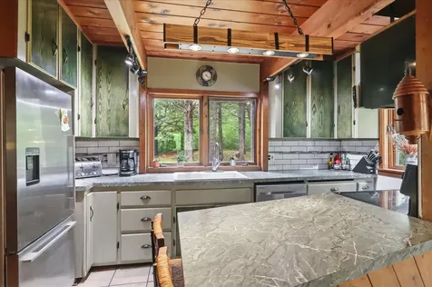 5038 Morris Thomas Road Hermantown MN 55811