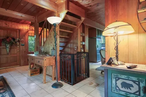 5038 Morris Thomas Road Hermantown MN 55811