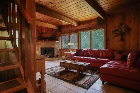 5038 Morris Thomas Road Hermantown MN 55811