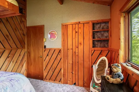5038 Morris Thomas Road Hermantown MN 55811