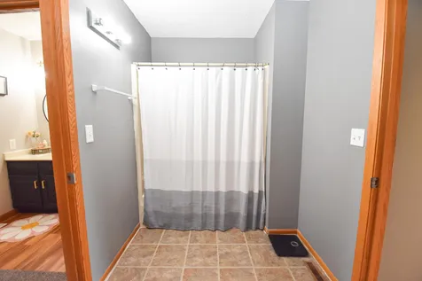 608 37th Avenue S Moorhead MN 56560