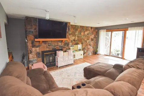 608 37th Avenue S Moorhead MN 56560
