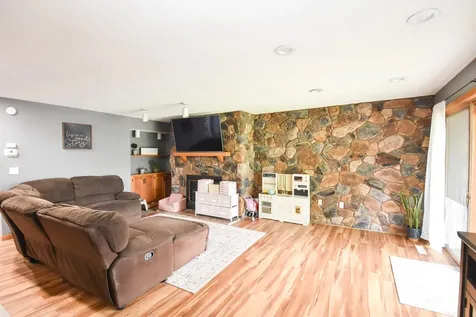 608 37th Avenue S Moorhead MN 56560
