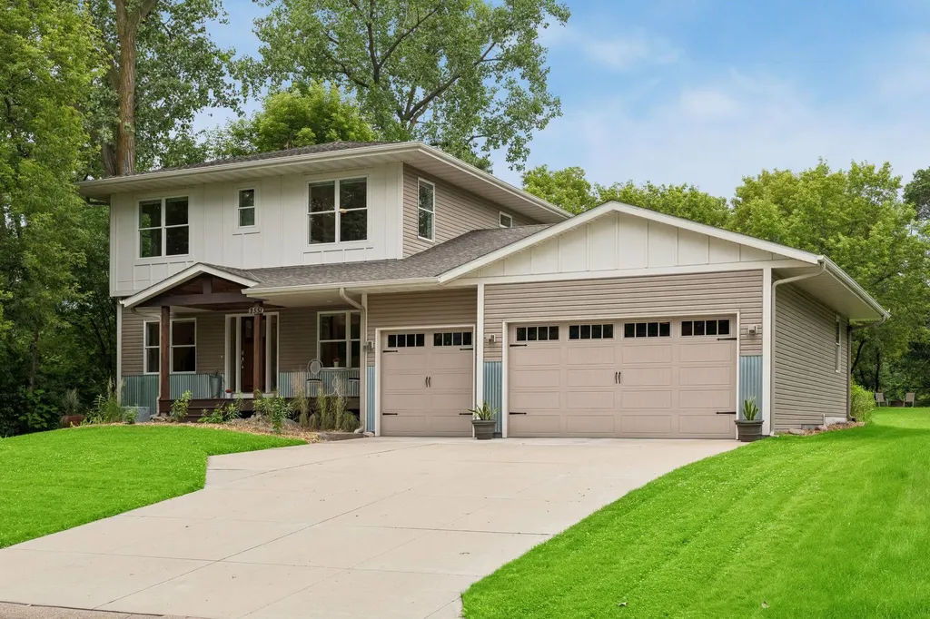 2551 15th Street NW New Brighton MN 55112