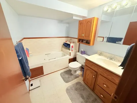 2055 English Street Maplewood MN 55109