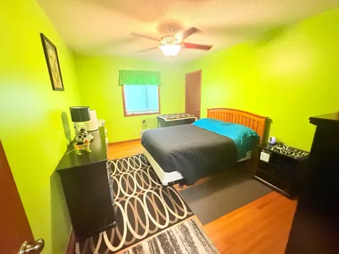 2055 English Street Maplewood MN 55109