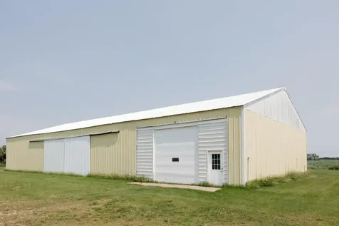 7809 83rd Street SE Edgeley ND 58433
