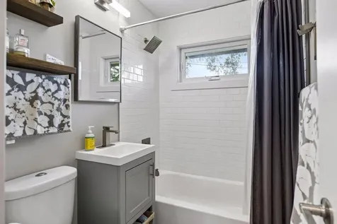 1660 Melrose Avenue Saint Louis Park MN 55426
