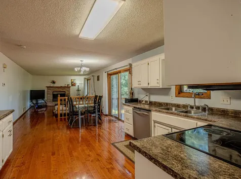 5440 Riverwood Lane Savage MN 55378