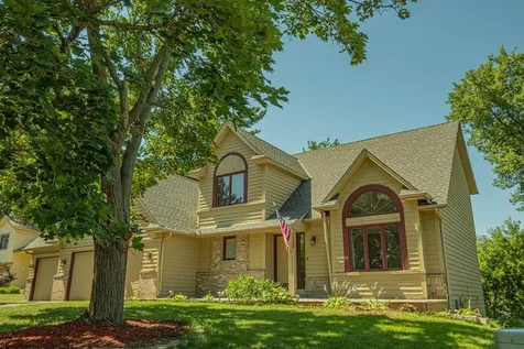 5440 Riverwood Lane Savage MN 55378