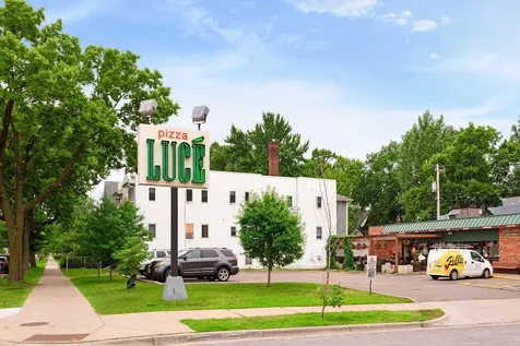 916 34th Street W Minneapolis MN 55408