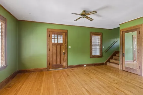 916 34th Street W Minneapolis MN 55408