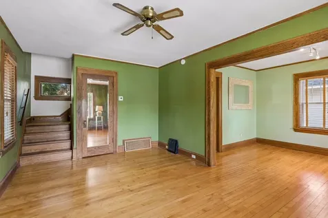 916 34th Street W Minneapolis MN 55408