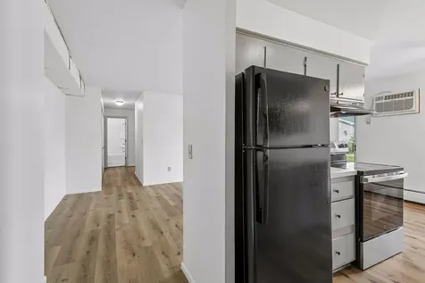 911 7th Street S Hopkins MN 55343