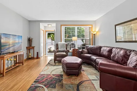 1947 Bluestem Lane Shoreview MN 55126