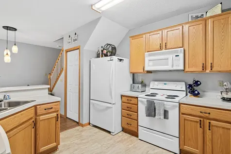1947 Bluestem Lane Shoreview MN 55126