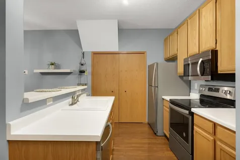 13533 Carmody Drive Eden Prairie MN 55344