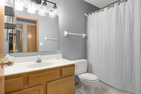 13533 Carmody Drive Eden Prairie MN 55344