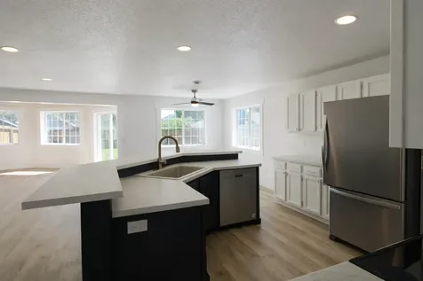 825 12th Avenue W West Fargo ND 58078