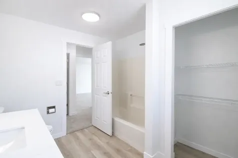 825 12th Avenue W West Fargo ND 58078