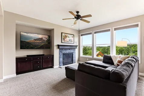 2232 Sorrel Court Victoria MN 55386