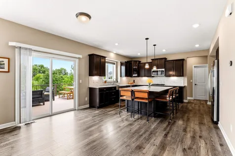 2232 Sorrel Court Victoria MN 55386