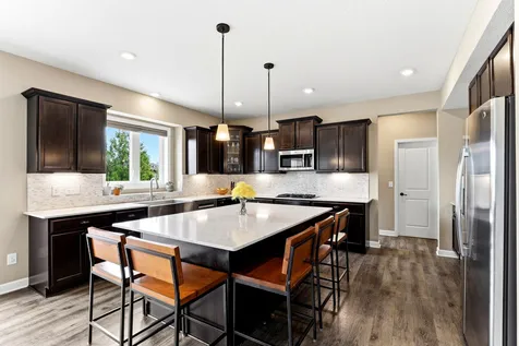 2232 Sorrel Court Victoria MN 55386