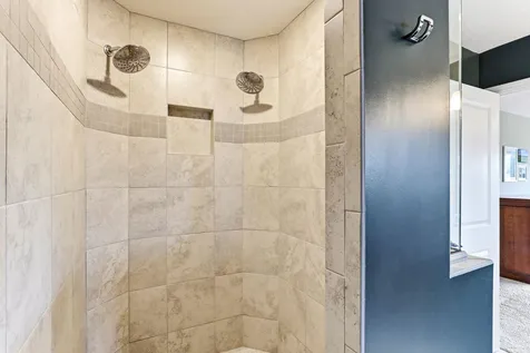 2232 Sorrel Court Victoria MN 55386