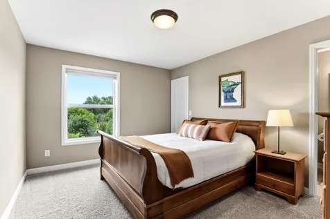 2232 Sorrel Court Victoria MN 55386
