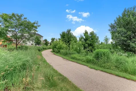 2232 Sorrel Court Victoria MN 55386