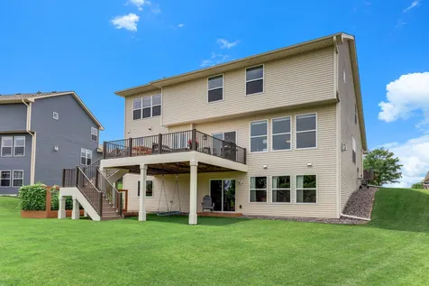 2232 Sorrel Court Victoria MN 55386