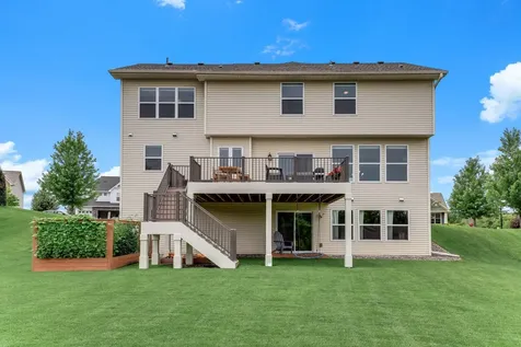 2232 Sorrel Court Victoria MN 55386