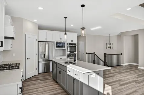 924 Yellowcrest Street SW Delano MN 55328