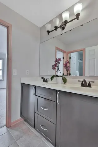 15376 Plumstone Drive Eden Prairie MN 55347