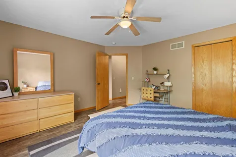 15345 Greenhaven Lane Burnsville MN 55306