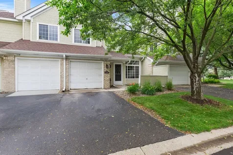15345 Greenhaven Lane Burnsville MN 55306