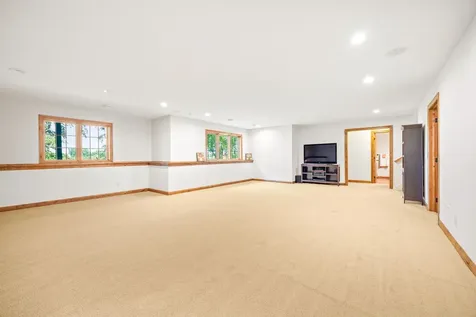 11668 E Laketowne Drive Albertville MN 55301