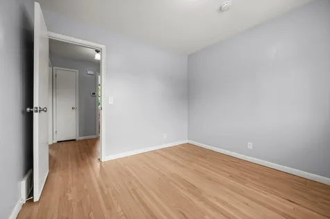 7132 Bloomington Avenue Richfield MN 55423