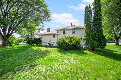 7132 Bloomington Avenue Richfield MN 55423