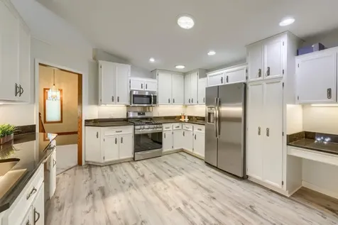 18100 Judicial Way N Lakeville MN 55044
