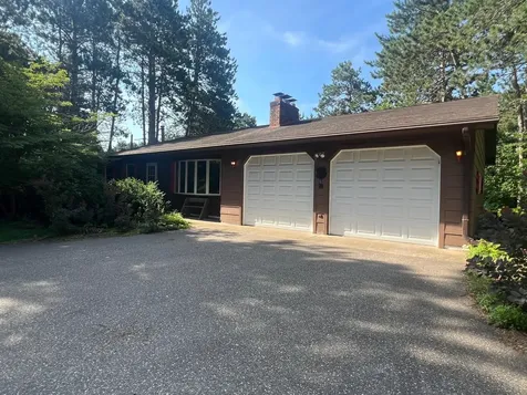 1374 Pine View Trail Houlton WI 54082