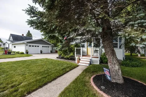 116 Juniper Avenue E Frazee MN 56544
