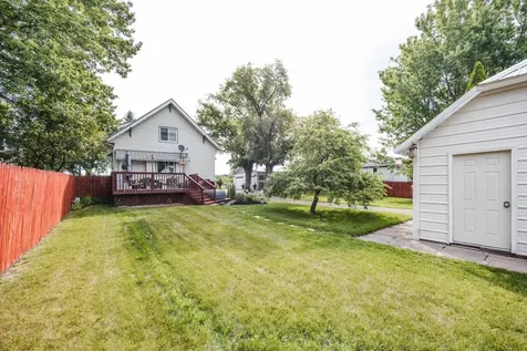 116 Juniper Avenue E Frazee MN 56544