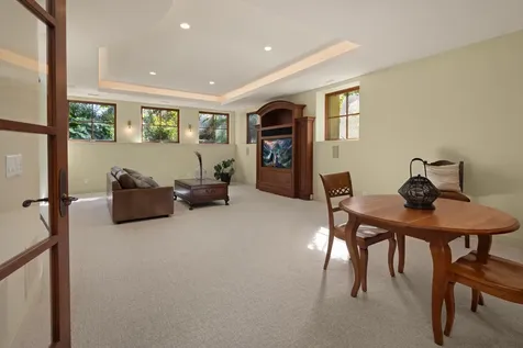 1700 Kenwood Parkway Minneapolis MN 55405