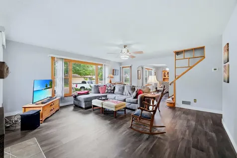 4054 Quail Avenue N Robbinsdale MN 55422