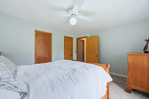 4054 Quail Avenue N Robbinsdale MN 55422