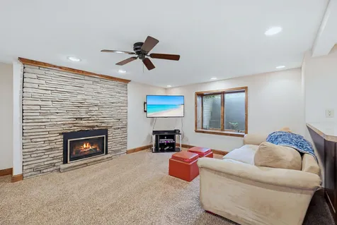 4054 Quail Avenue N Robbinsdale MN 55422