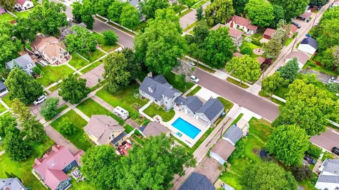4054 Quail Avenue N Robbinsdale MN 55422