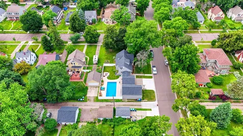 4054 Quail Avenue N Robbinsdale MN 55422